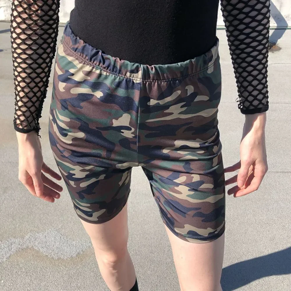 3/$15 Better Be Camo Army Bike Shorts S/M gently worn